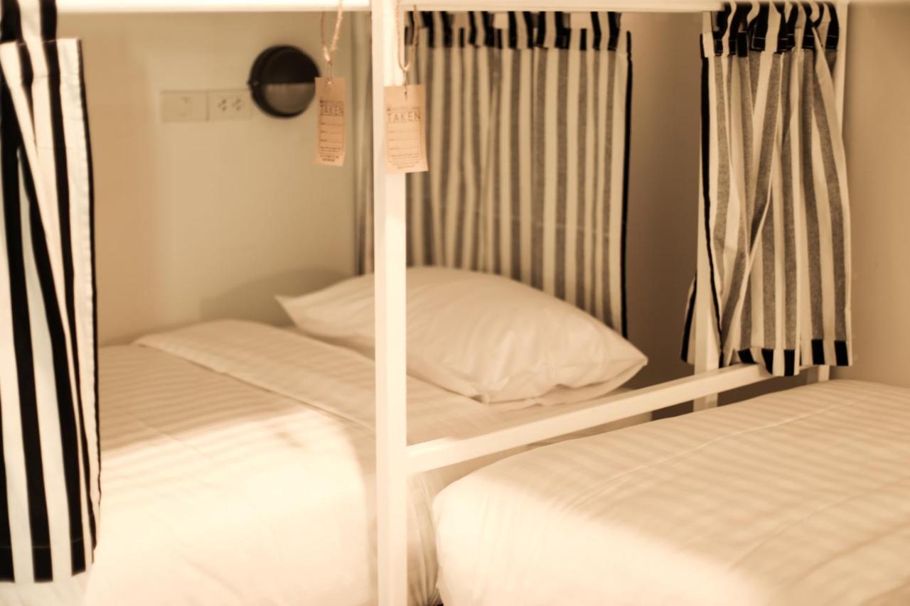 Hostel Lullaby Non-Smoking (Adults Only) Chiang Mai Extérieur photo