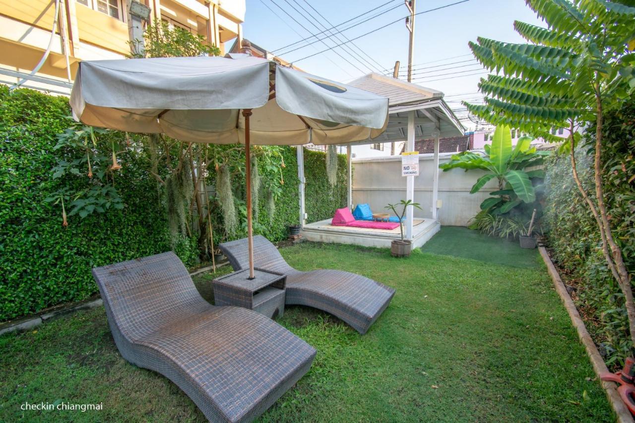 Hostel Lullaby Non-Smoking (Adults Only) Chiang Mai Extérieur photo
